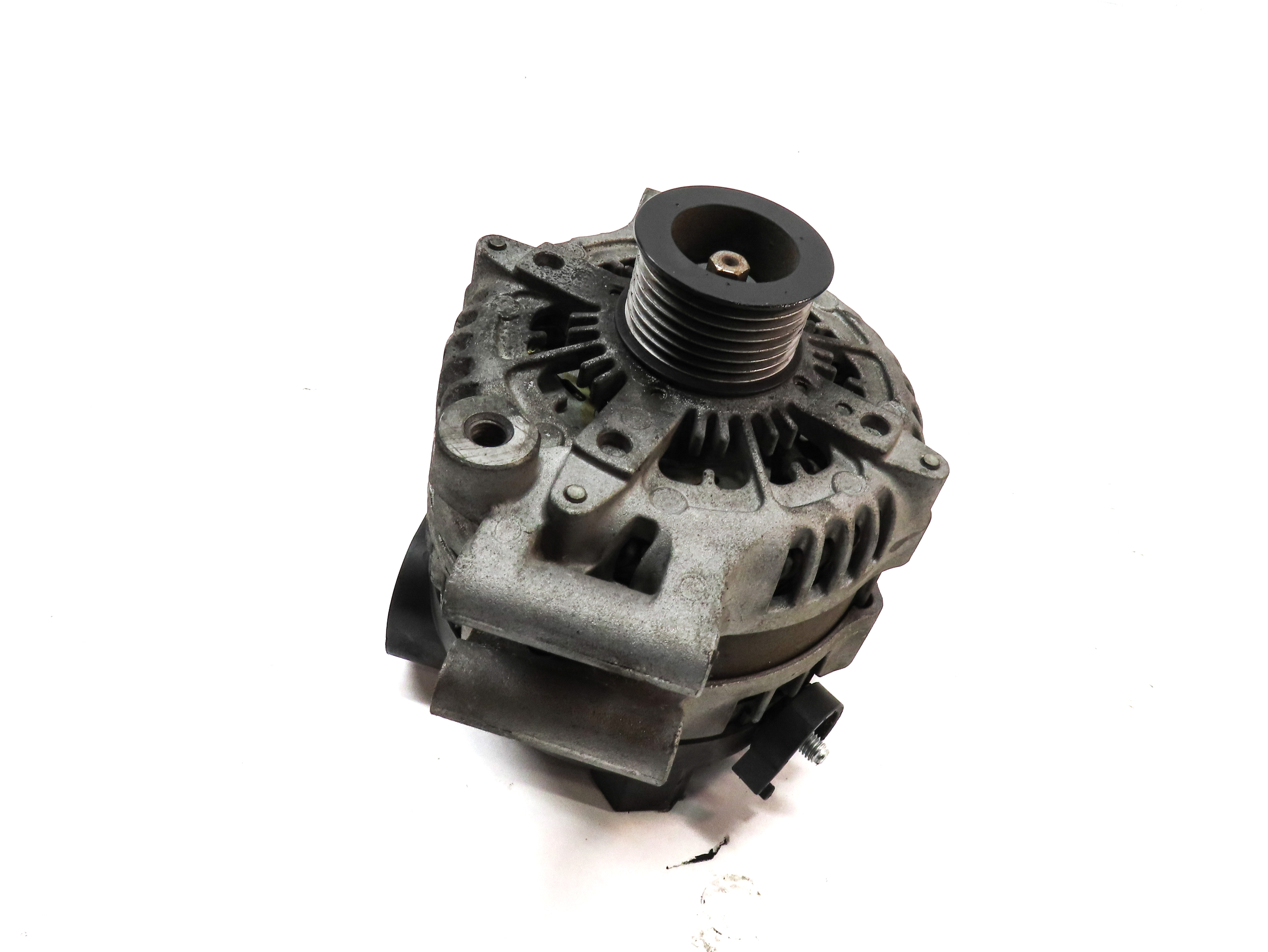 12-19 BMW 5 6 7 X5 X6 M5 M6 (F06 F10 F12 F15 F16 F85) 4.4L ALTERNATOR (210 AMP) — exact item pictured